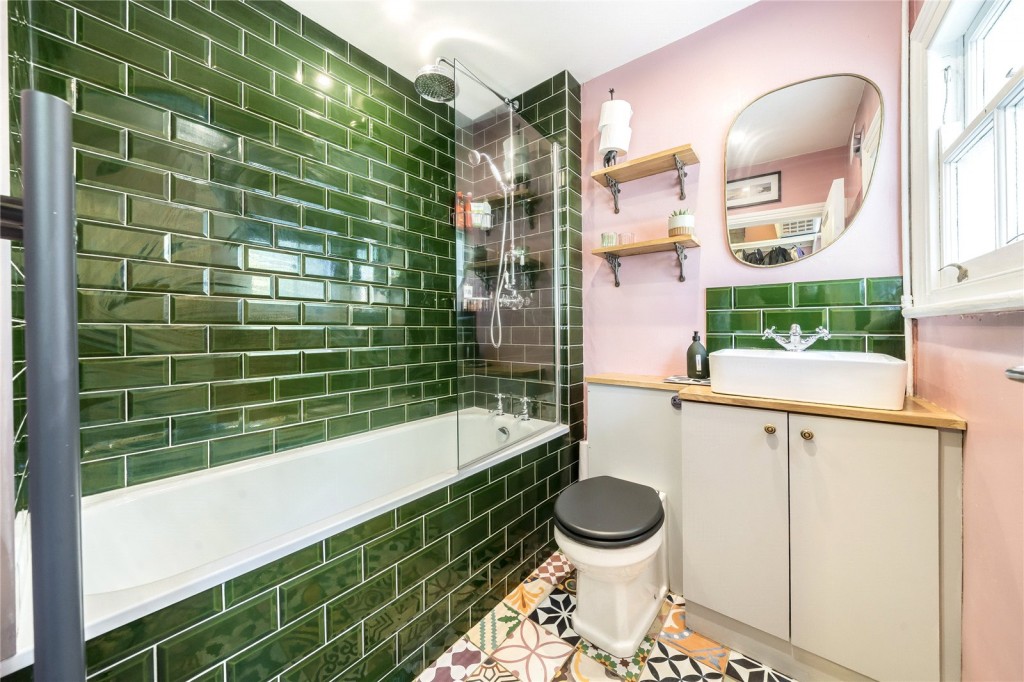 Image for Daubeney Road, E5