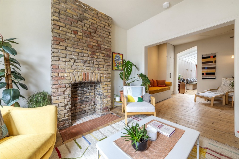 Adley Street, E5
