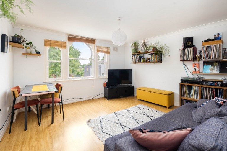 Nightingale Road, E5