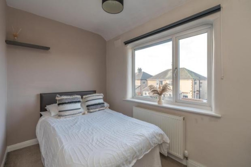 Haddon Road, Buxton, SK17 Crowther Key