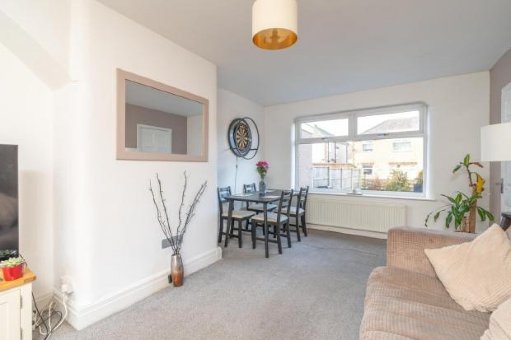 Haddon Road, Buxton, SK17 Crowther Key