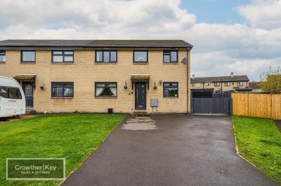 View full details for Park Crescent, Chapel-En-Le-Frith