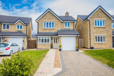 View full details for Rosebay Gardens, Chapel-En-Le-Frith