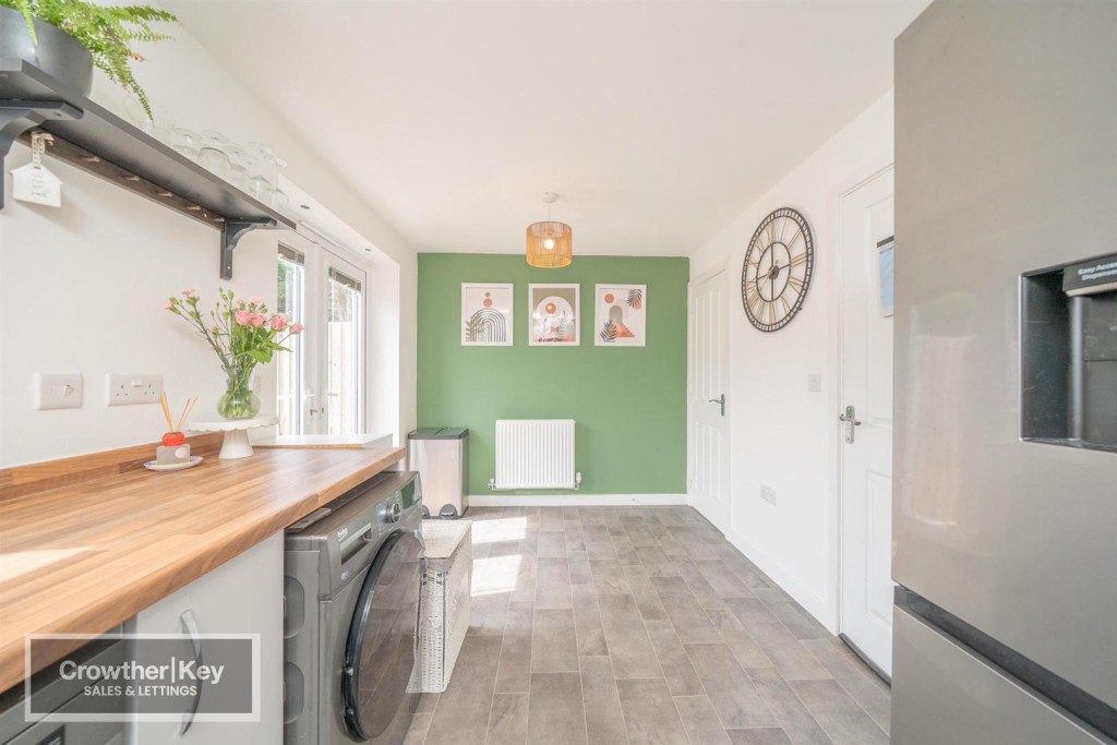 Image for Curlew Avenue, Buxton
