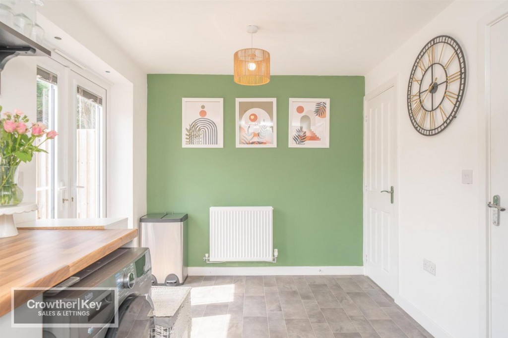 Image for Curlew Avenue, Buxton