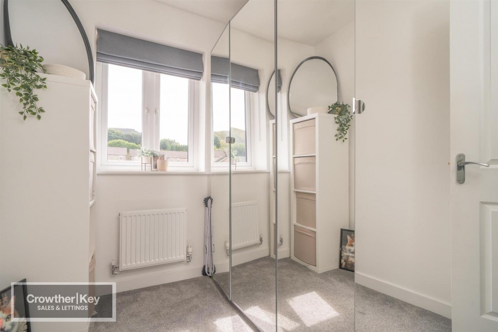 Image for Curlew Avenue, Buxton