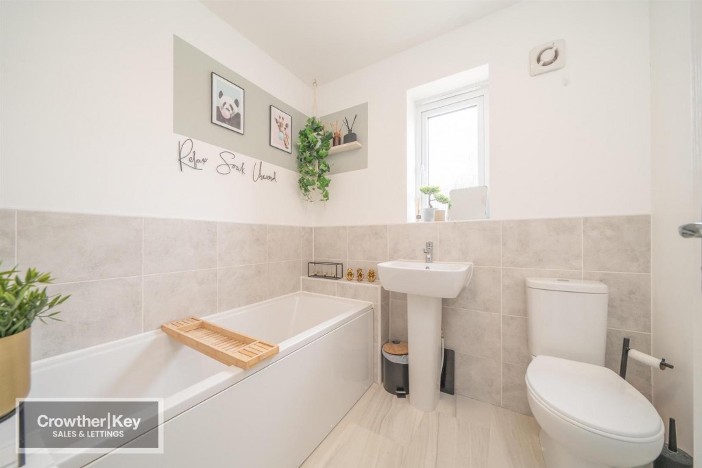 Image for Curlew Avenue, Buxton