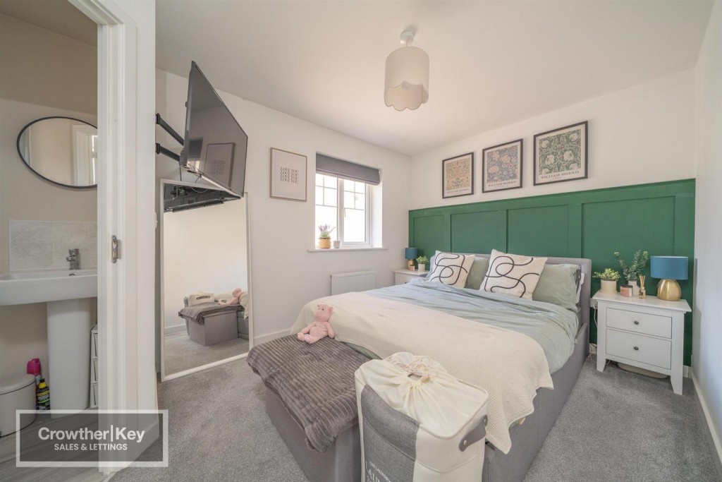 Image for Curlew Avenue, Buxton