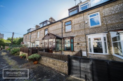 View full details for Dale Side, Buxton