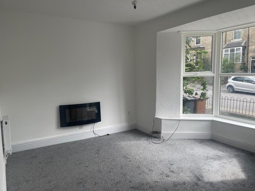 Image for 42 West Road, Buxton
