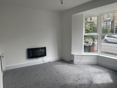 View full details for 42 West Road, Buxton
