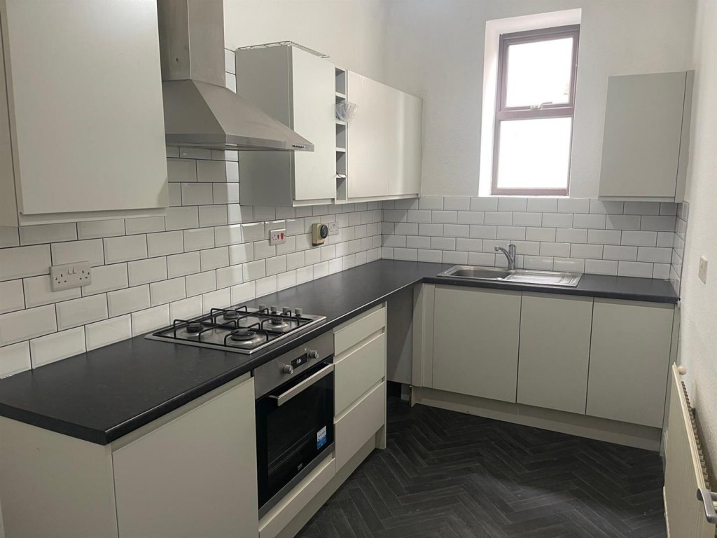 Image for 42 West Road, Buxton