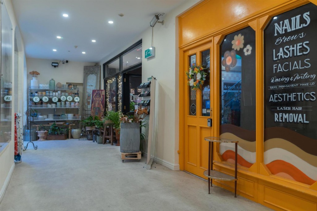 Image for Unit 9, Cavendish Arcade, Buxton