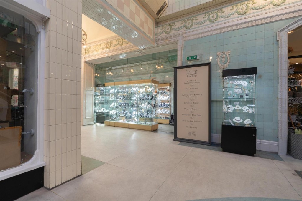 Image for Unit 8, Cavendish Arcade, Buxton