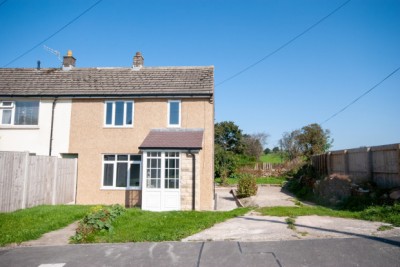 View full details for Beelow Close, Dove Holes, Buxton, SK17