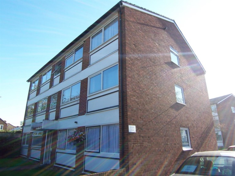 Stratford Court Kingston Road New Malden