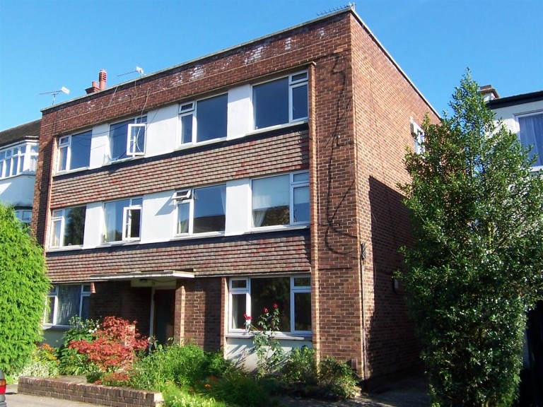 Chestnut Grove, New Malden