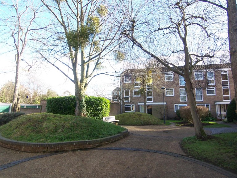 Harrowdene Gardens, Teddington