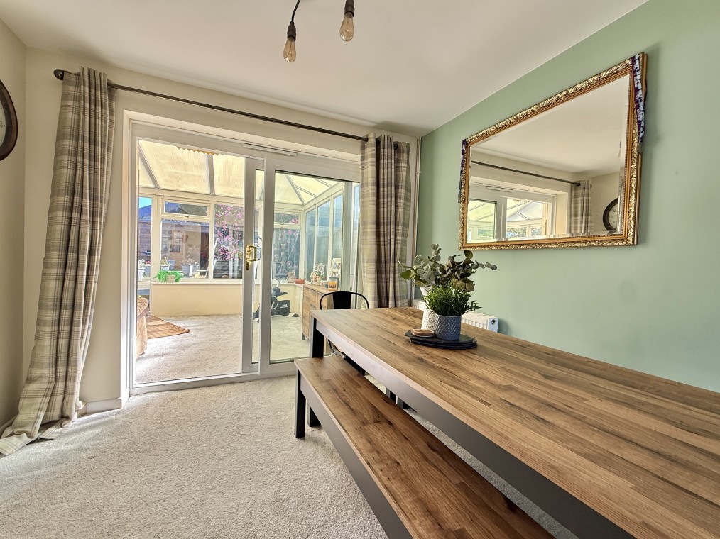 Buckland Monachorum, Yelverton