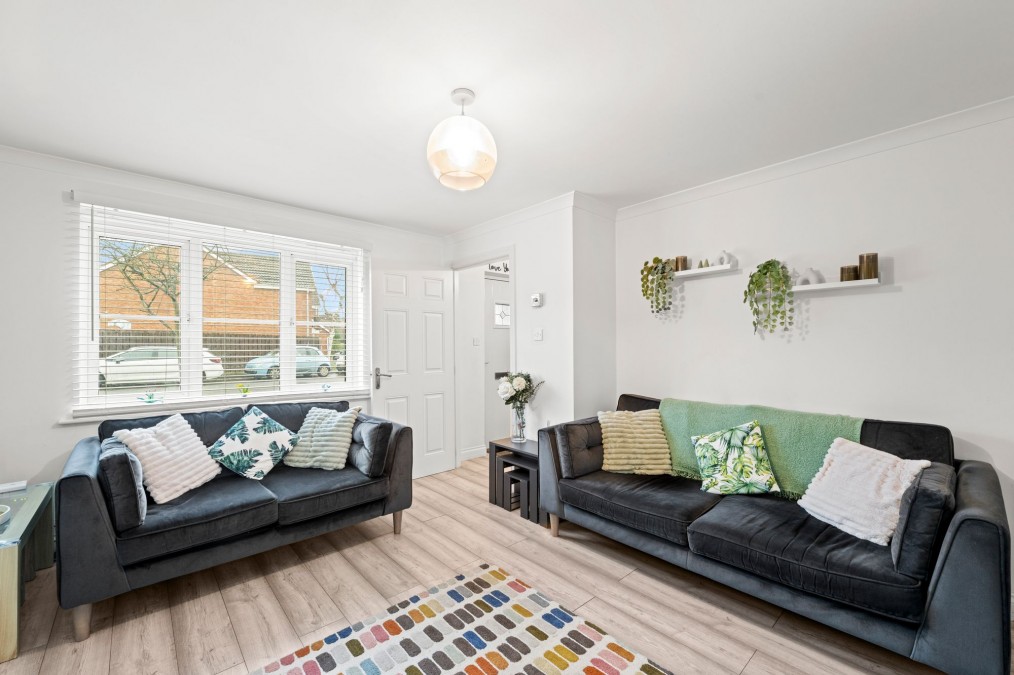 Globe Park, Broxburn, EH52