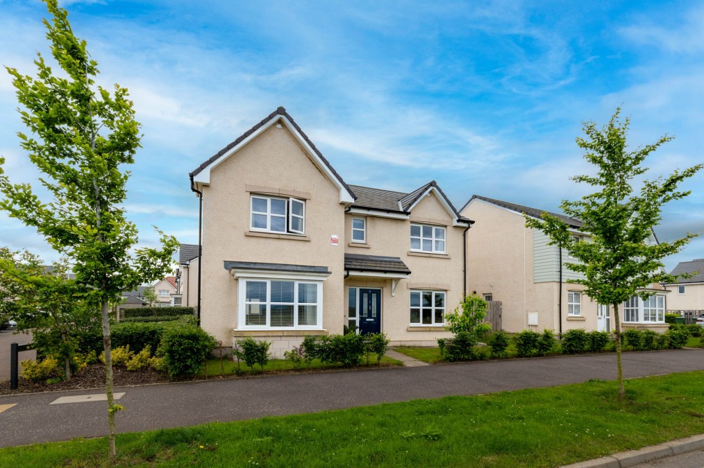 Nethershiel Lane, East Calder, EH53