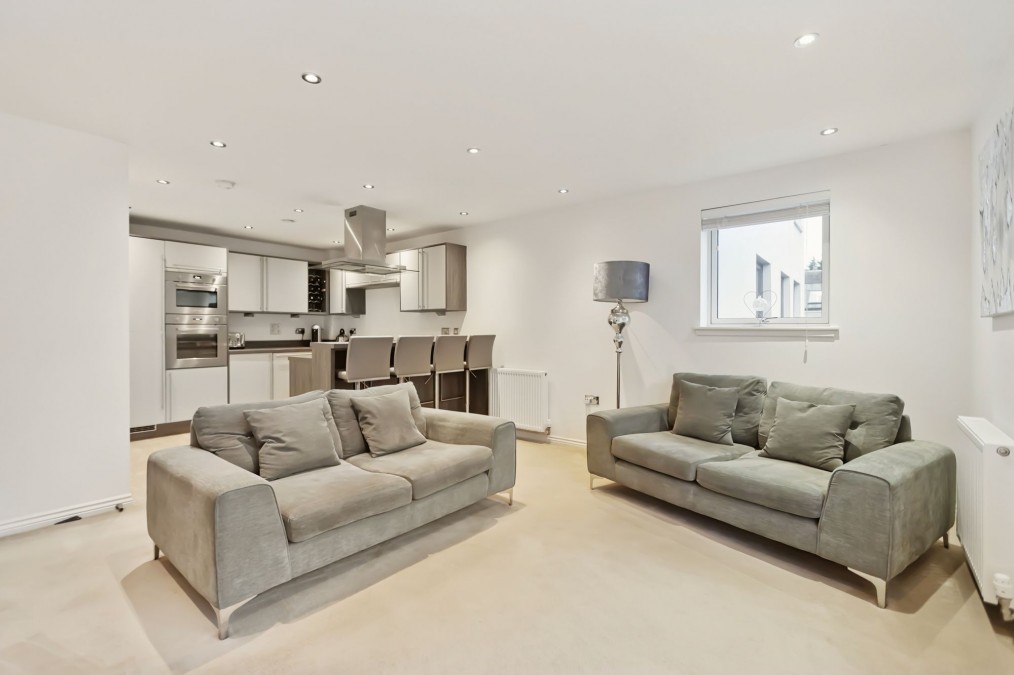 Hatters Lane, Edinburgh, EH7