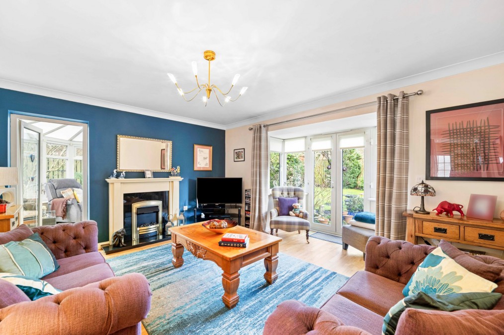 West Holmes Road, Broxburn, EH52