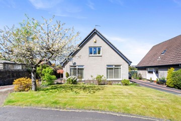 Queen's Avenue, Broxburn, EH52