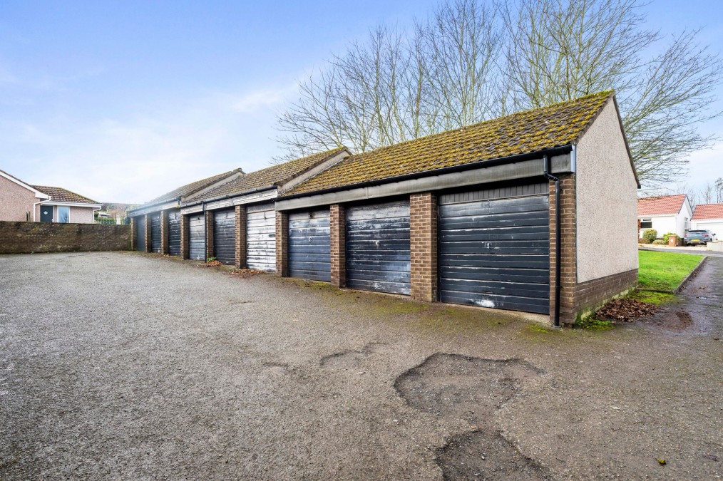 Tippet Knowes Park, Winchburgh, EH52