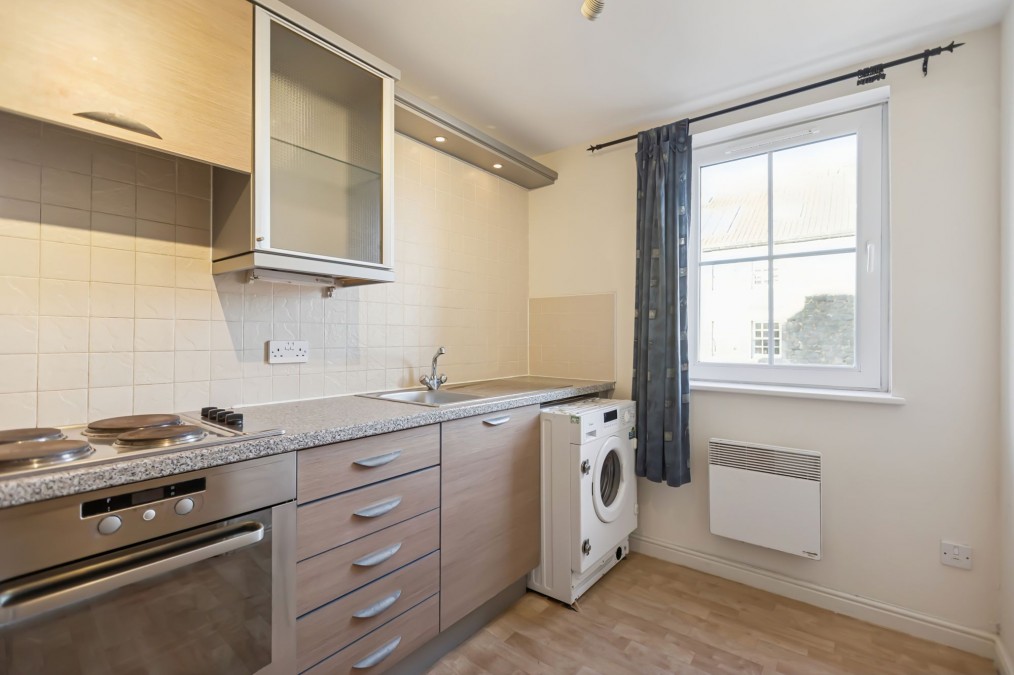 Giles Street, Edinburgh, EH6