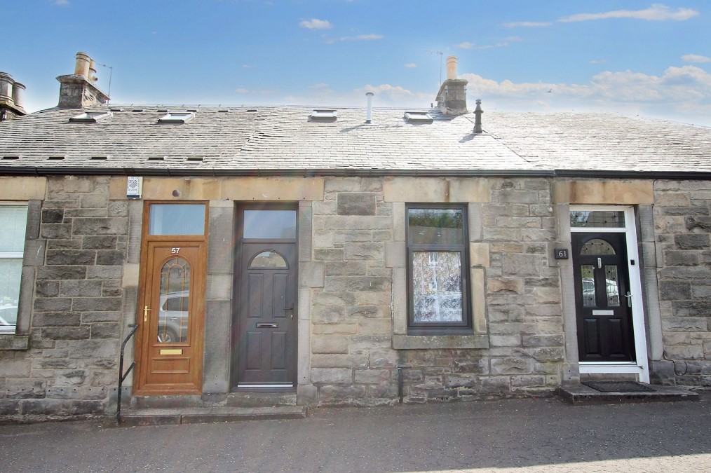 Goschen Place, Broxburn, EH52