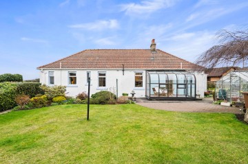 Main Street, Dechmont, EH52