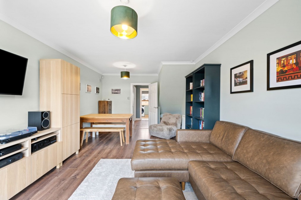 Dudgeon Place, Kirkliston, EH29