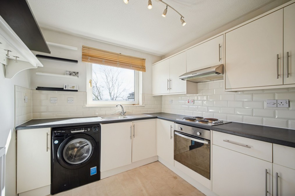 Craigievar Square, Edinburgh, EH12