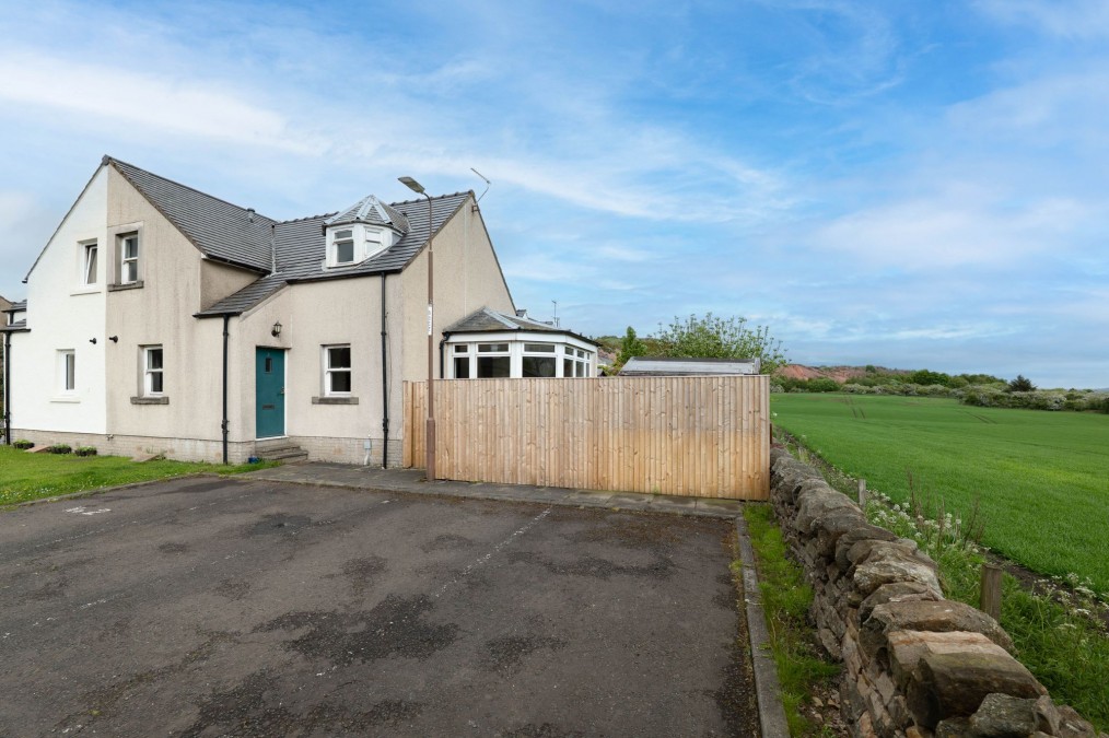 Greendykes Steadings, Broxburn, EH52