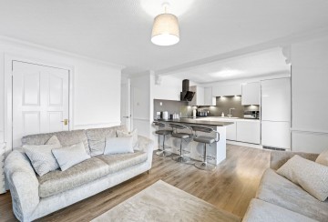 Glendevon Park, Winchburgh, EH52