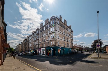 Morningside Road, Edinburgh, EH10