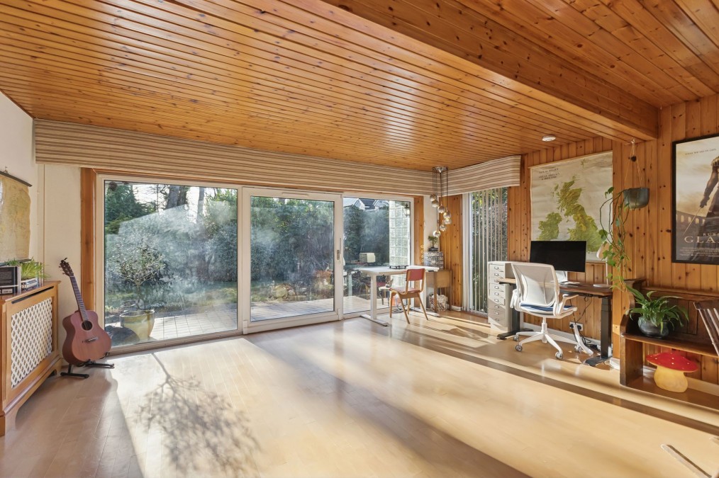 Barnton Park Crescent, Edinburgh, EH4