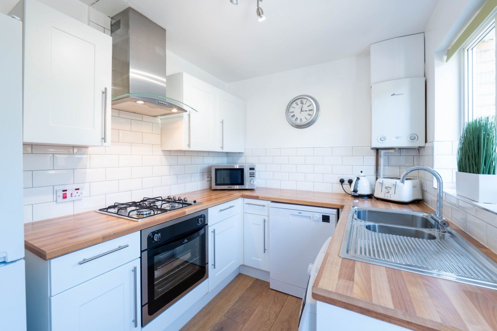Kaims Gardens, Livingston Village, EH54