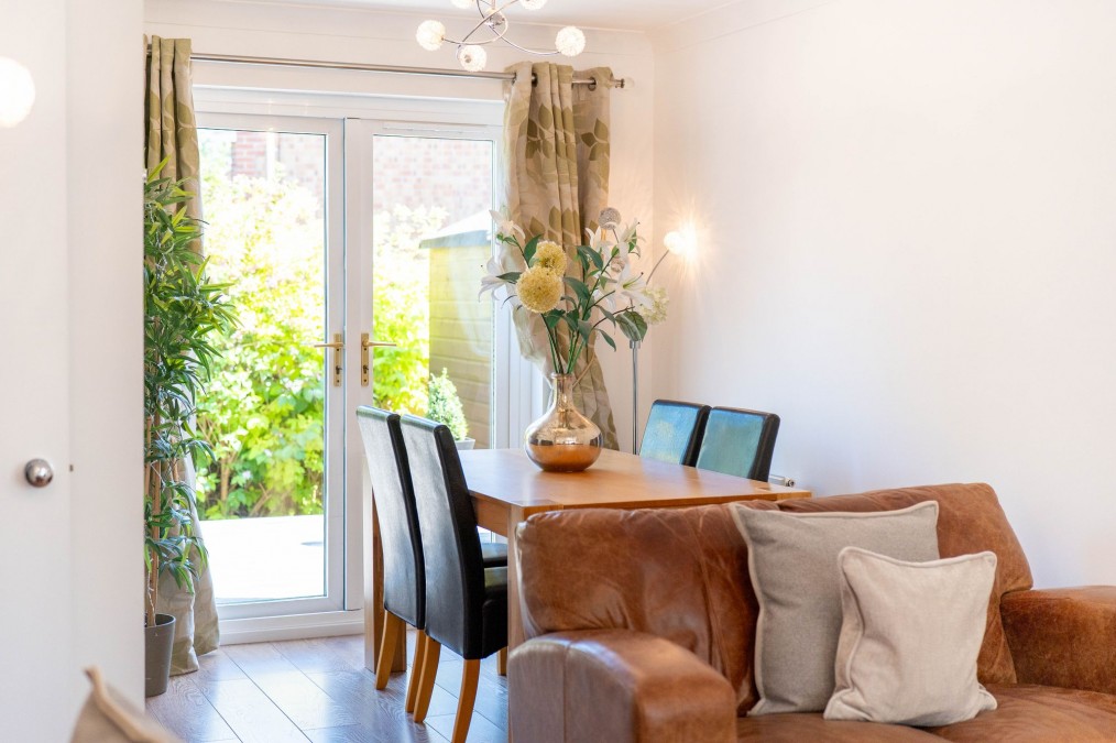 Kaims Gardens, Livingston Village, EH54