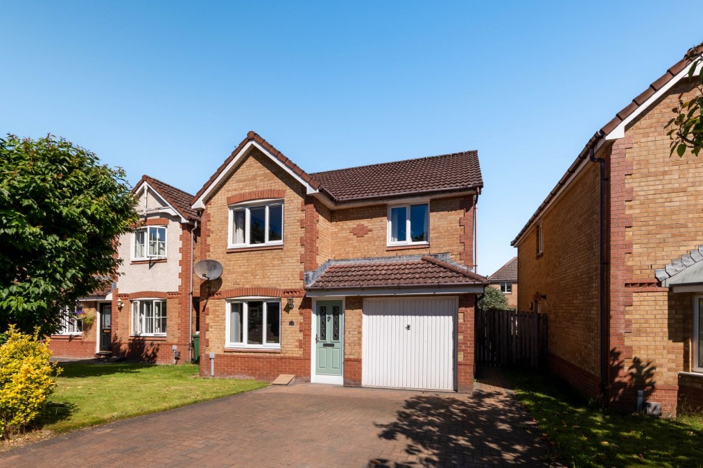 Badger Grove, Broxburn, EH52