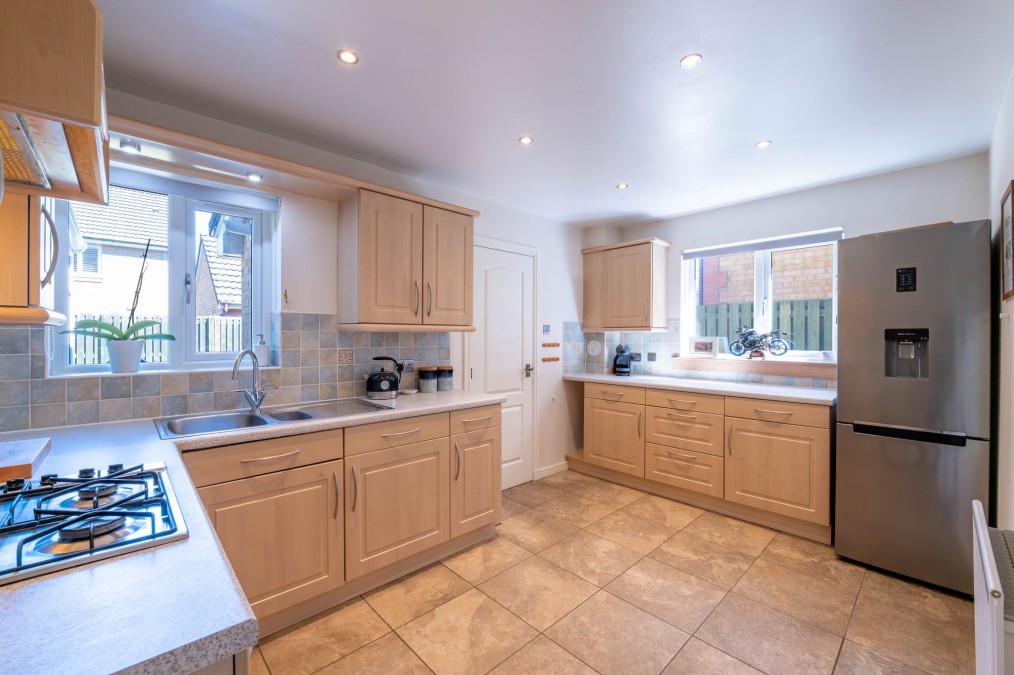 Badger Grove, Broxburn, EH52