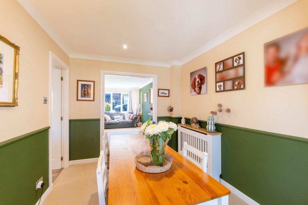 Badger Grove, Broxburn, EH52