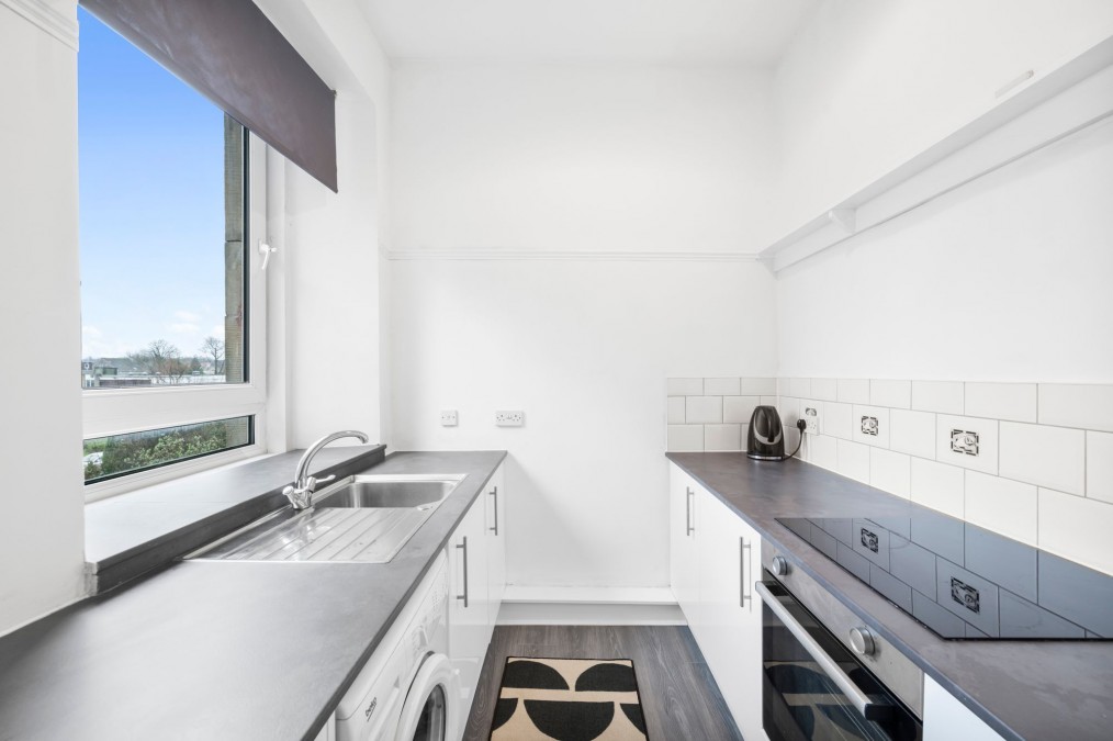 Station Road, Broxburn, EH52