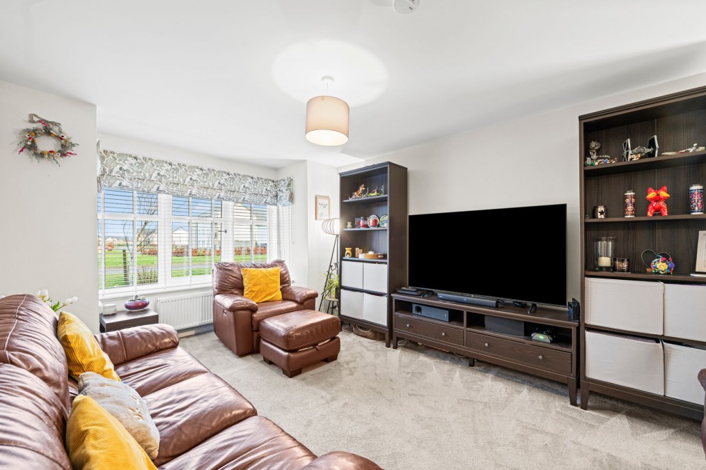 James Young Avenue, Uphall Station, EH54