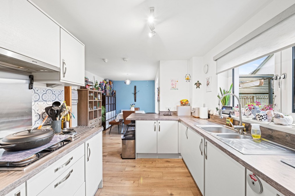 James Young Avenue, Uphall Station, EH54