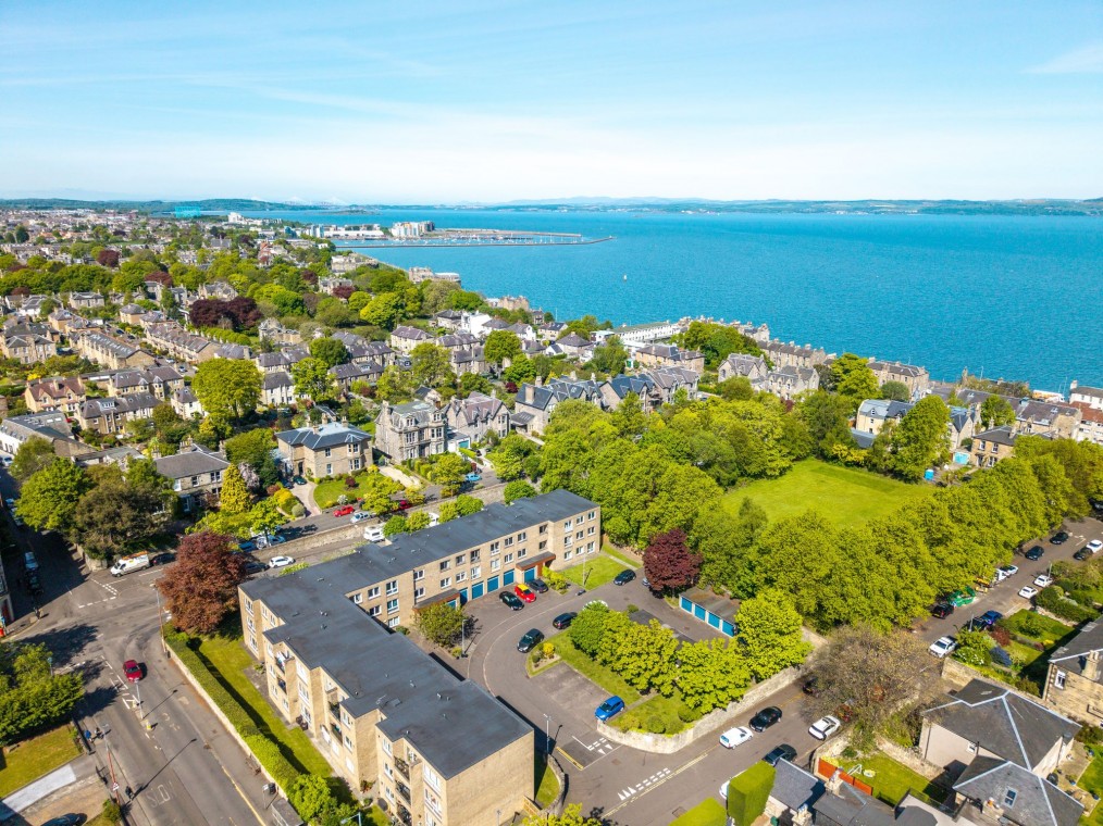 Belvedere Park, Edinburgh, EH6