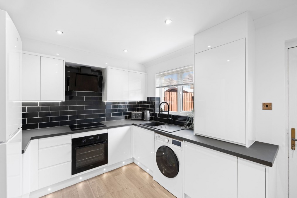 Badger Court, Broxburn, EH52