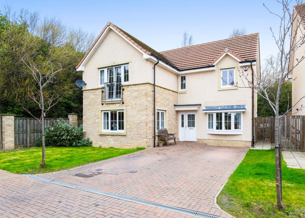 Kings Well Crescent, Broxburn, EH52