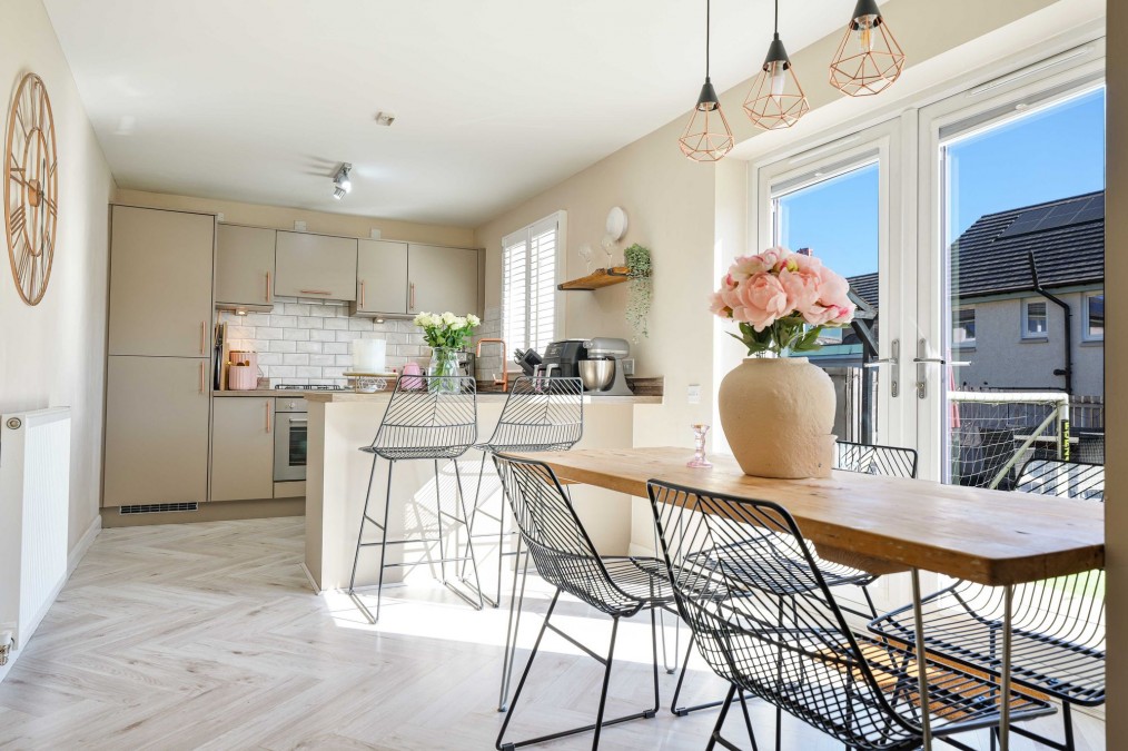 James Young Avenue, Uphall Station, EH54